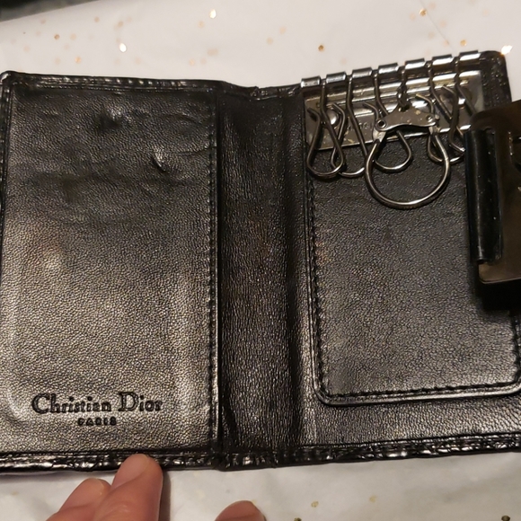 Beautiful Authenthic Dior Key Wallet - Picture 5 of 11